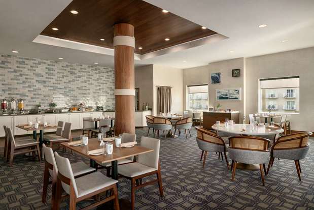 Images Hilton Ocean City Oceanfront Suites