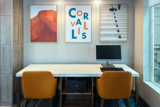 Images Holiday Inn Express Corvallis-on the River by IHG