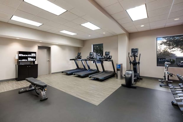 Images Hampton Inn McHenry