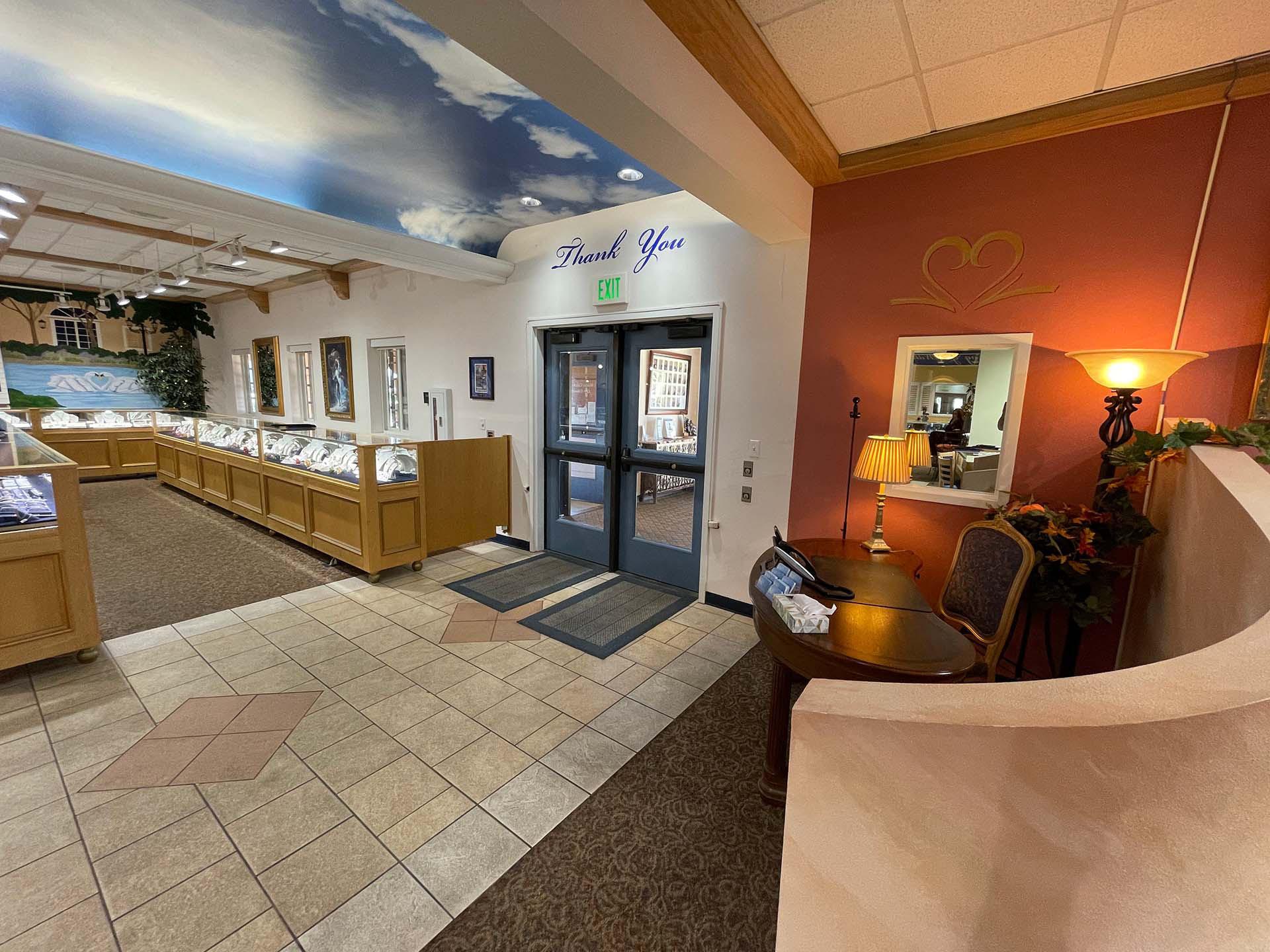 Luisa Graff Jewelers reception area