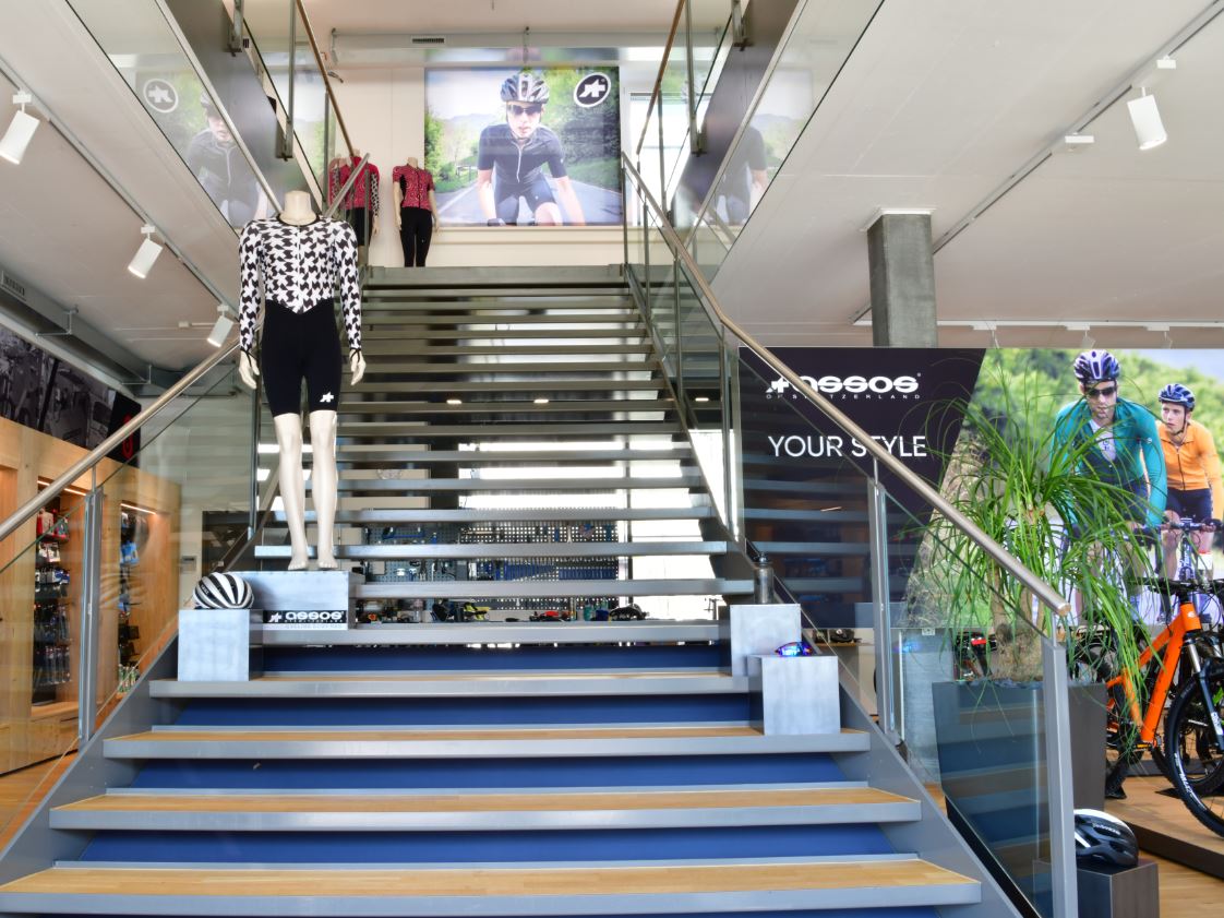 ProShop Uster, Loren-Allee 20 in Uster