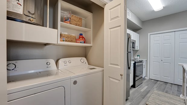 Images Carmel Creekside