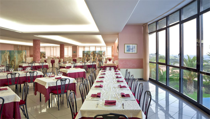 Images Hotel Ristorante Pizzeria  Ermocolle
