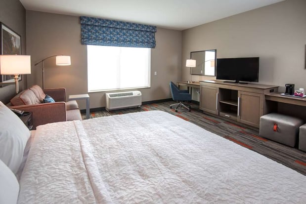 Images Hampton Inn & Suites at Wisconsin Dells Lake Delton