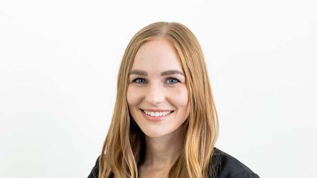 Julie Sylvia Davis Ducker, DMD - Navarre, FL - Dentistry, General Dentistry