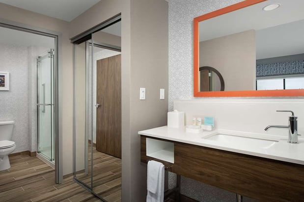 Images Hampton Inn Baltimore-Downtown-Convention Center