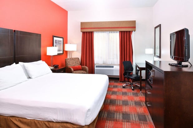 Images Holiday Inn Express & Suites Kingman by IHG