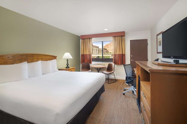 Images Best Western Red Hills