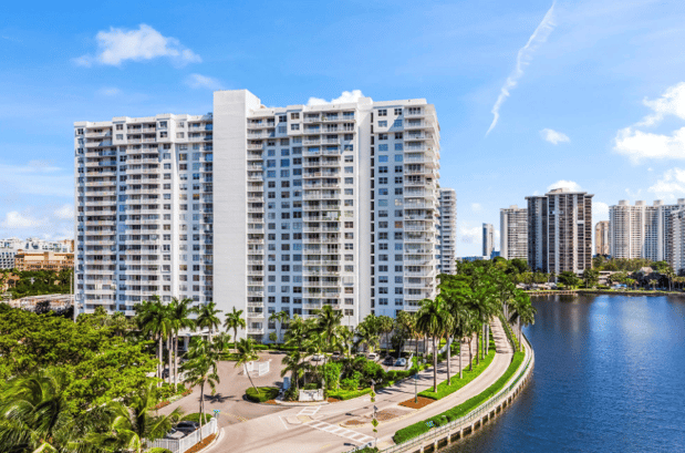Images Trending Miami Real Estate