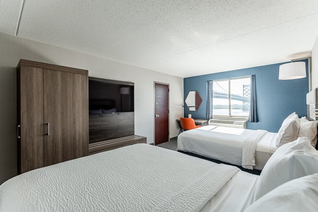 Images Holiday Inn Express Philadelphia - Penns Landing by IHG