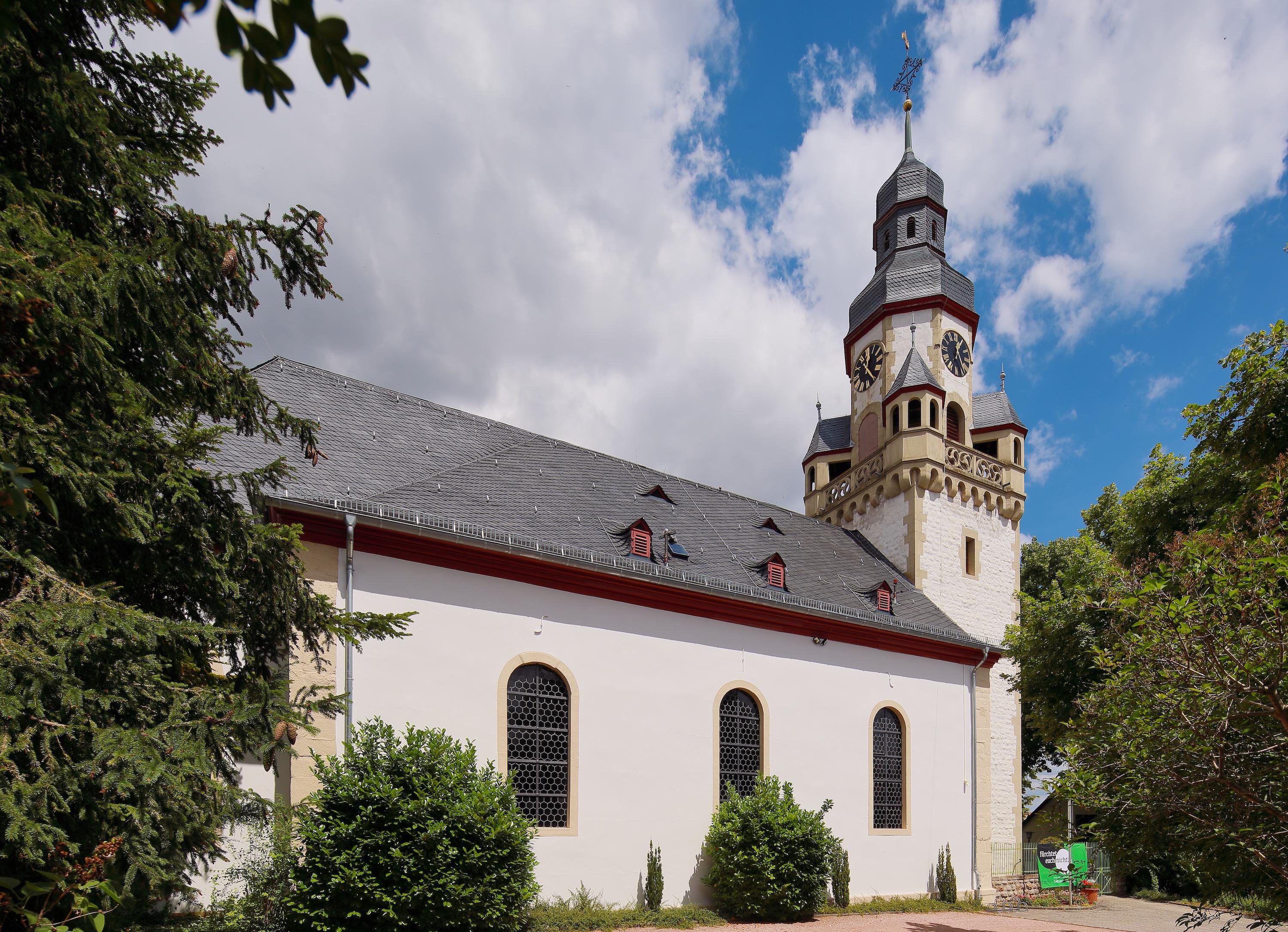 Bild 1 Evangelische Kirche Ober-Saulheim - Evangelische Kirchengemeinde Ober-Saulheim in Saulheim