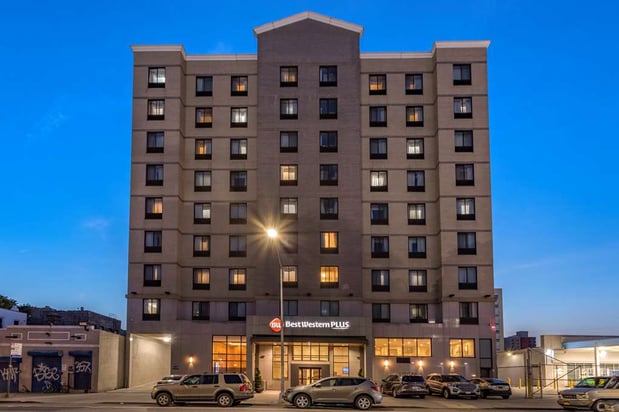 Images Best Western Plus Plaza Hotel