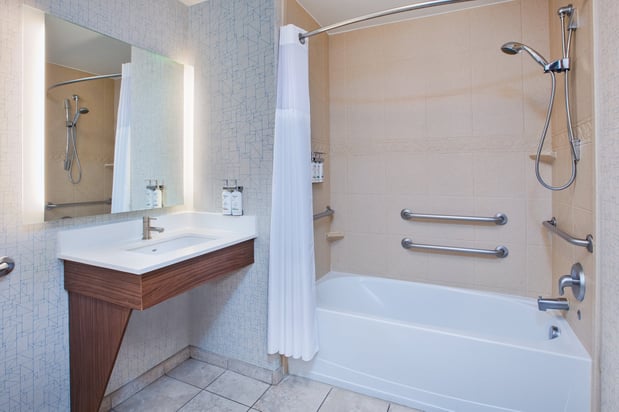 Images Holiday Inn Express & Suites Auburn Hills by IHG