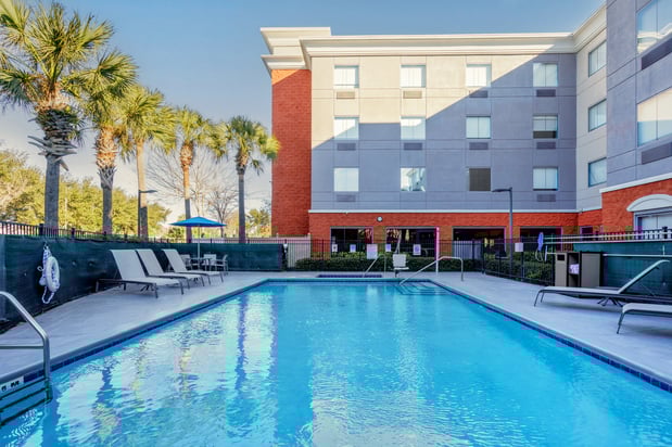 Images Holiday Inn Express & Suites Orlando-Ocoee East by IHG