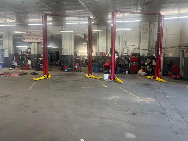 Images Thompson Tire Discounters