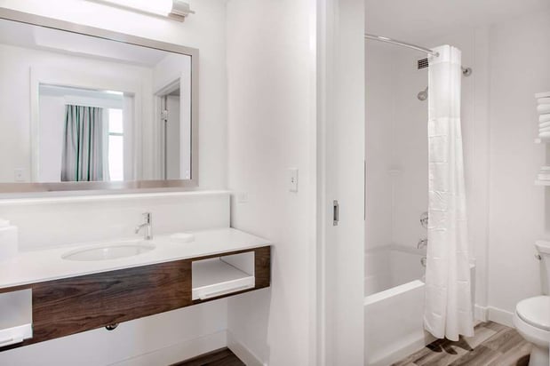 Images Hampton Inn & Suites Panama City Beach-Beachfront