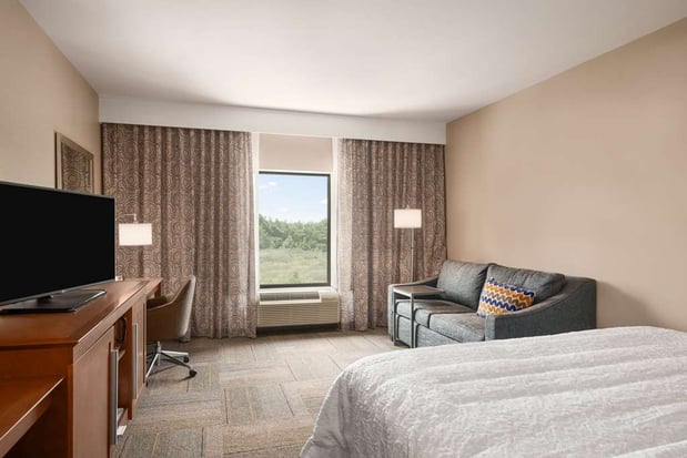 Images Hampton Inn & Suites Lavonia