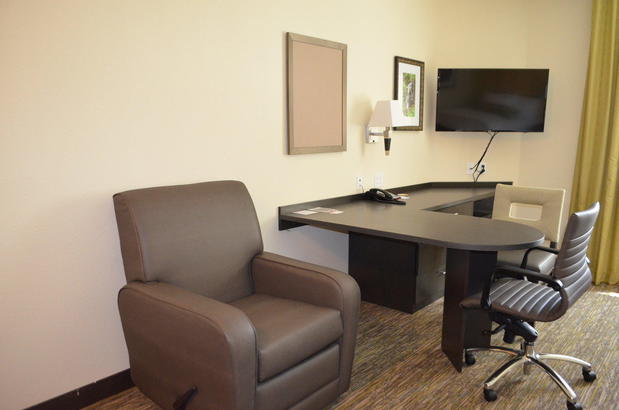 Images Candlewood Suites San Antonio Airport by IHG