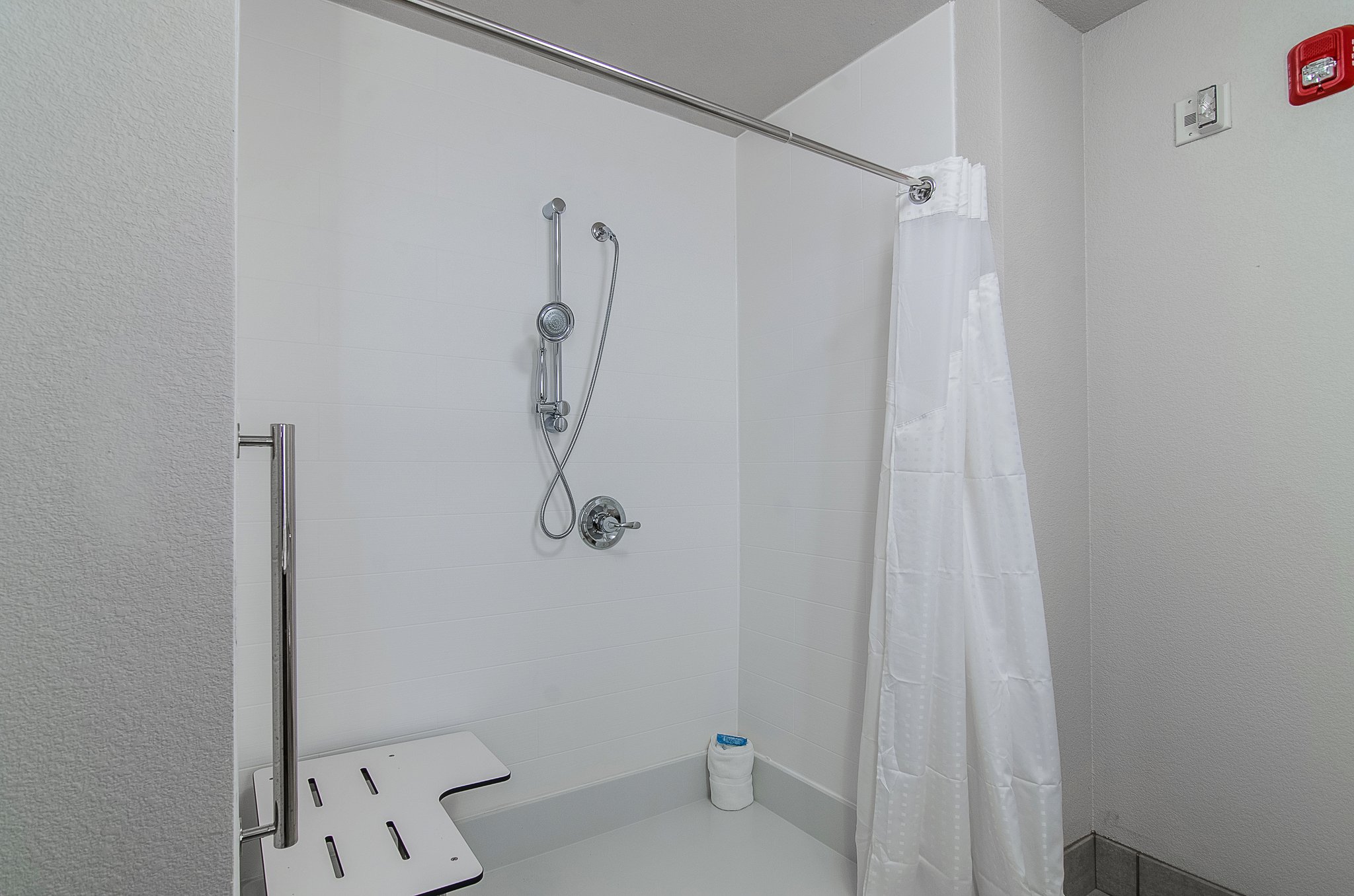 Holiday Inn Express & Suites Atchison by IHG Image