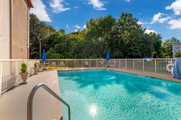 Images Best Western Carowinds