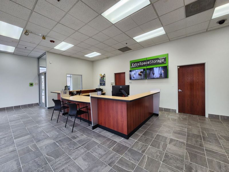 Images Extra Space Storage