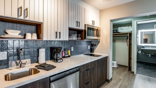 Images Staybridge Suites Dallas Market Ctr Love Field by IHG