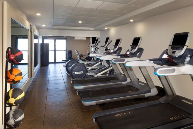 Images Embassy Suites by Hilton Philadelphia Airport
