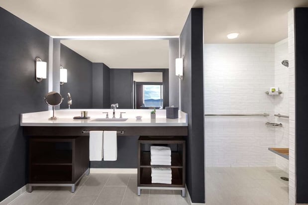 Images Hotel Champlain Burlington, Curio Collection by Hilton