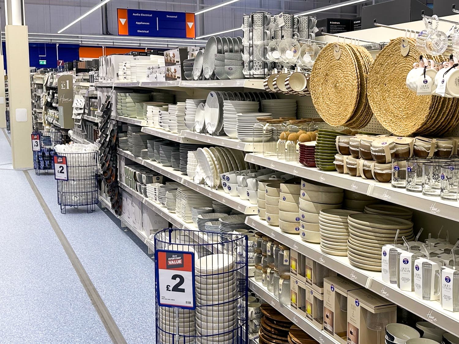 Images B&M Home Store with Garden Centre