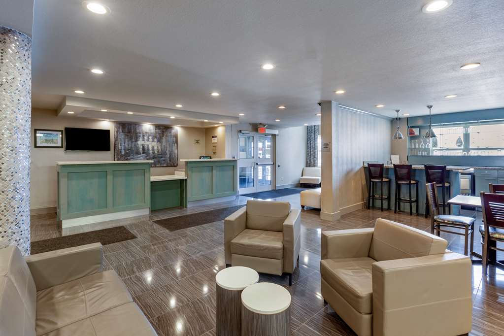 Images Best Western Plus Woodstock Inn & Suites