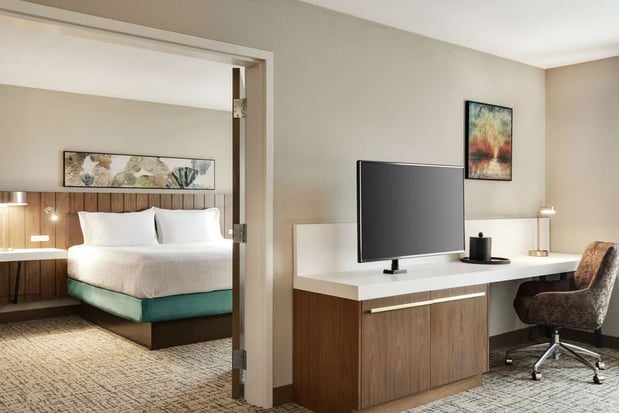 Images Hilton Garden Inn Dubuque Downtown