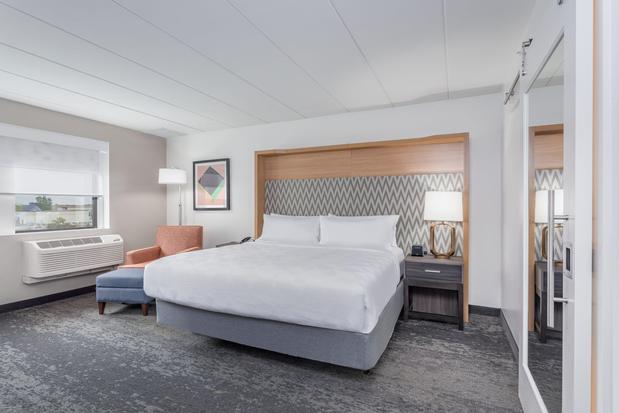 Images Holiday Inn Columbus by IHG
