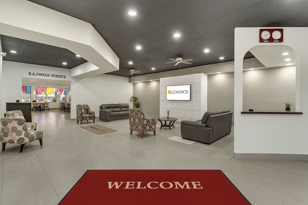 Images Suburban Studios Salt Lake City Airport