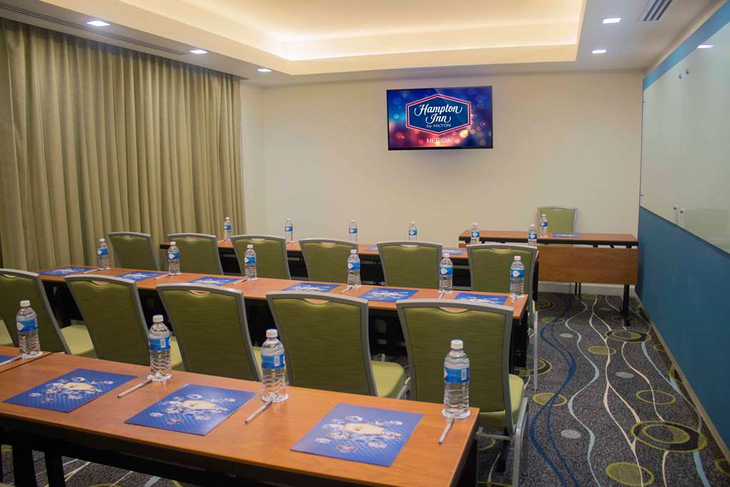 Images Hampton Inn by Hilton Merida
