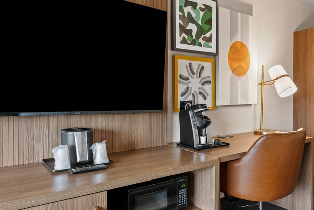 Images Holiday Inn Niagara Falls State Park Entry by IHG