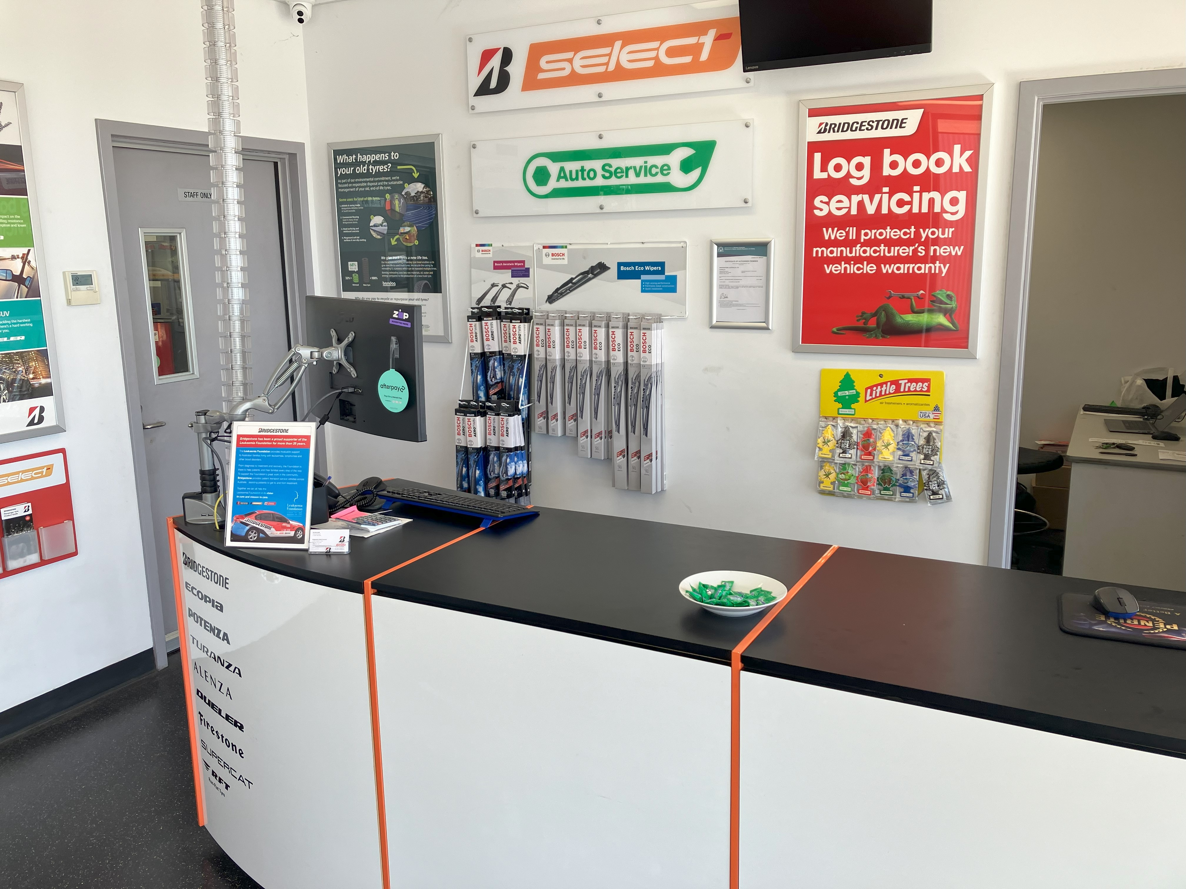Images Bridgestone Select Tyre & Auto Success