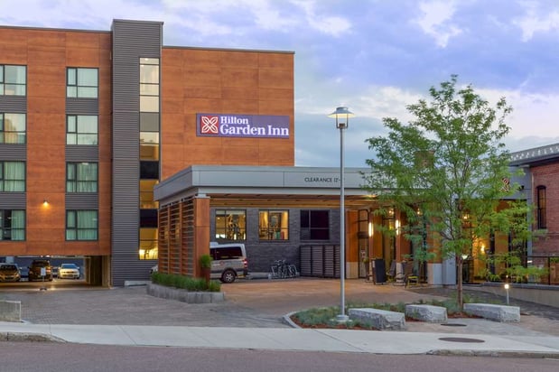 Images Hilton Garden Inn Burlington Downtown