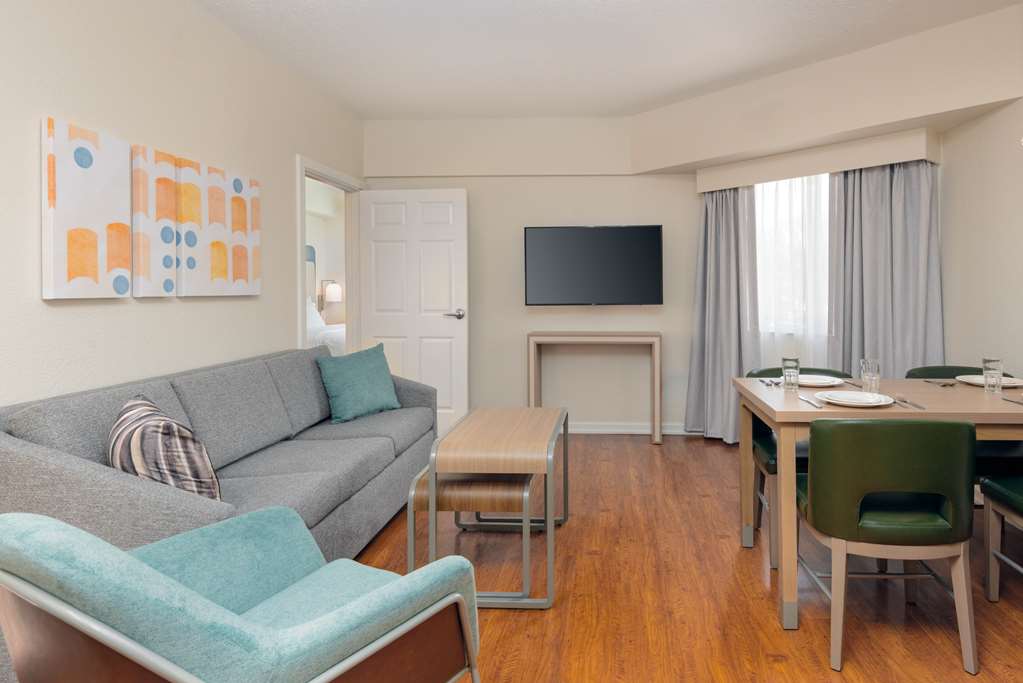 Guest room