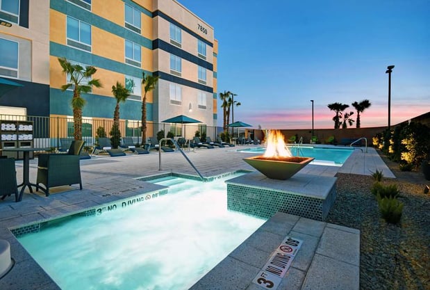 Images Hampton Inn Las Vegas Strip South
