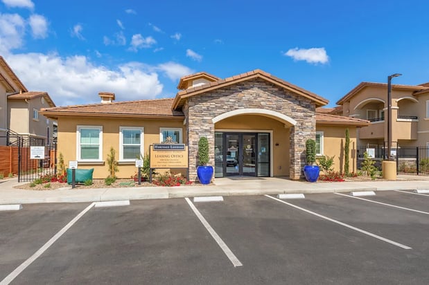 Images Heritage Landing Apartments