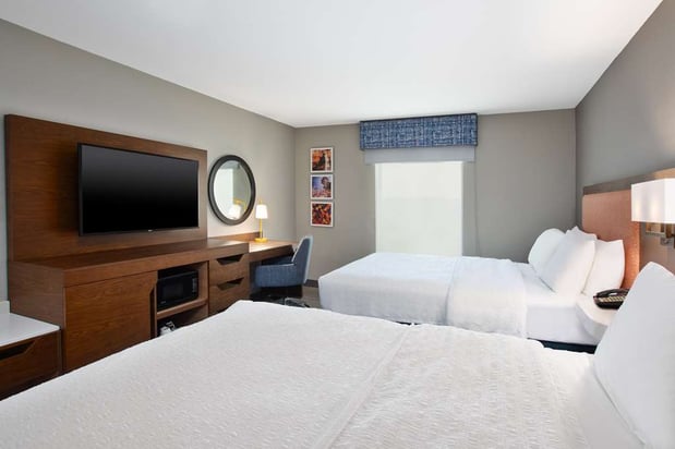 Images Hampton Inn Clinton