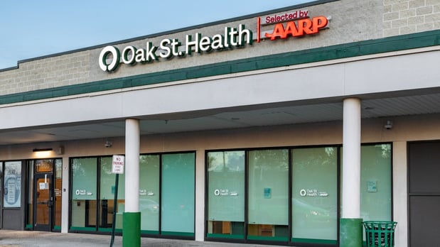 Images Oak Street Health Elizabeth Primary Care Clinic