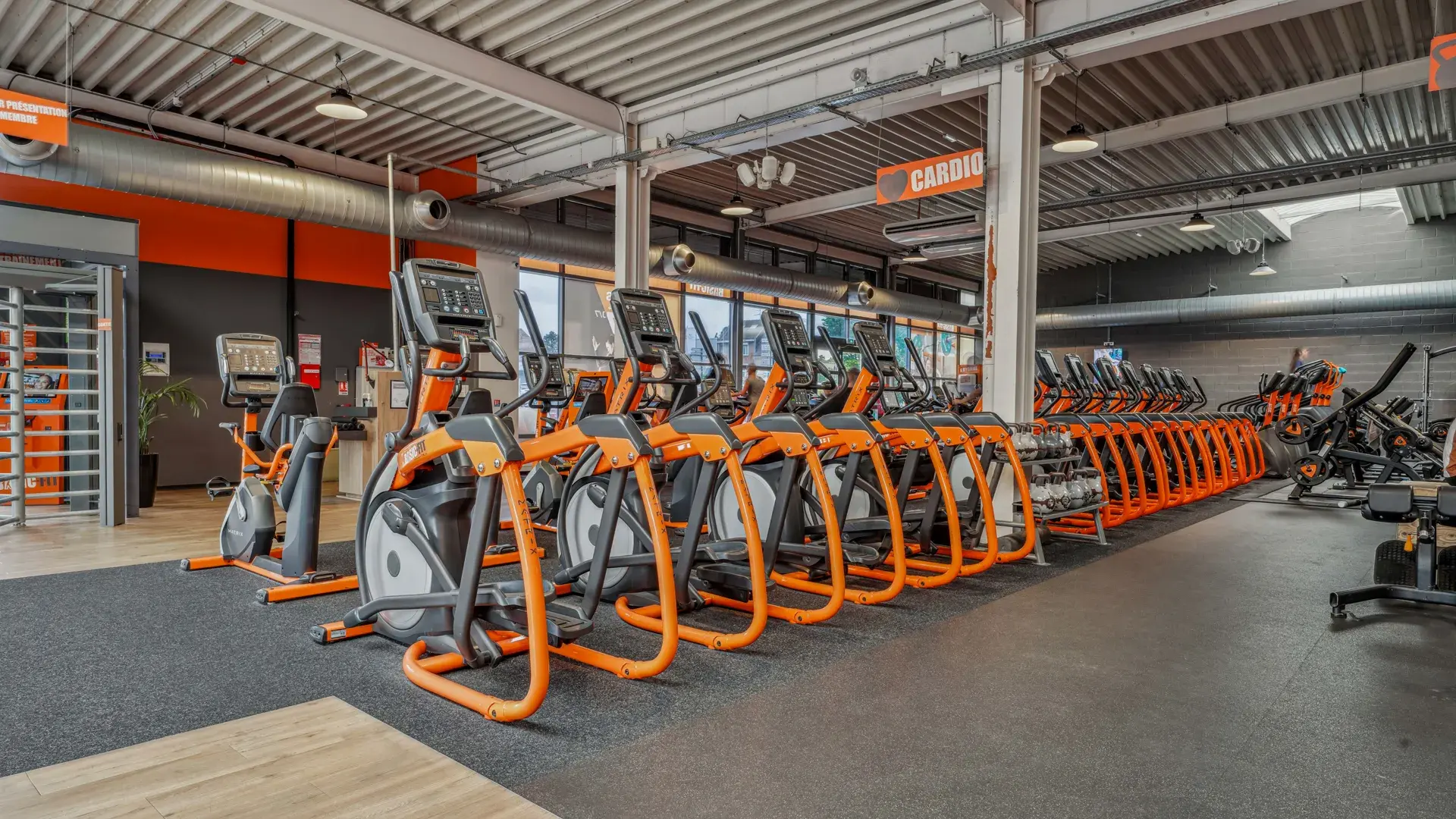 Images Basic-Fit 24/7