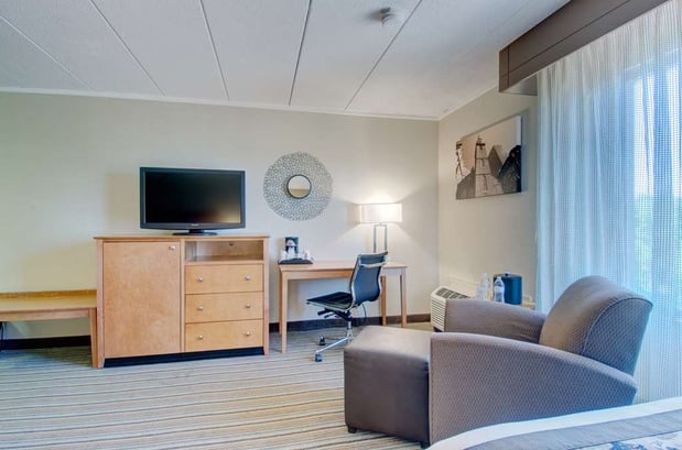 Images Best Western Plus Waltham Boston