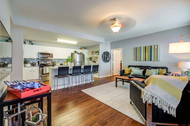 Images Eagle Walk Off-Campus Student Housing