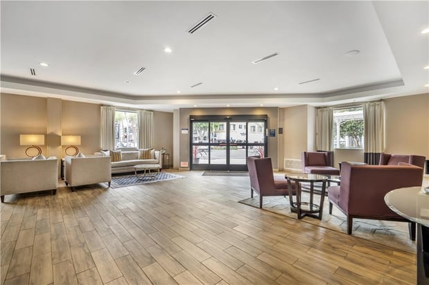 Images Best Western Plus Hotel at the Convention Center