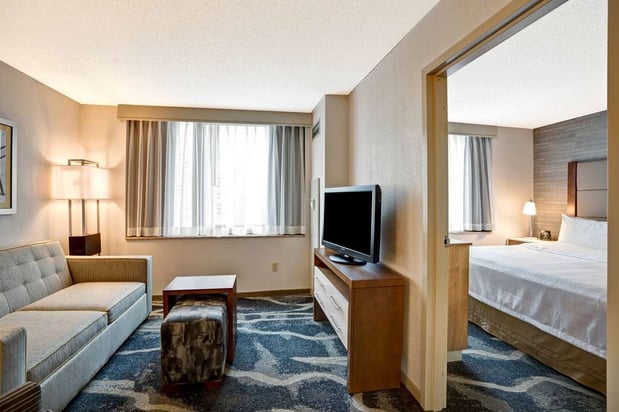 Images Homewood Suites by Hilton Chicago-Downtown