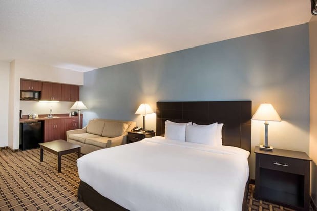 Images SureStay Plus by Best Western Coralville Iowa City