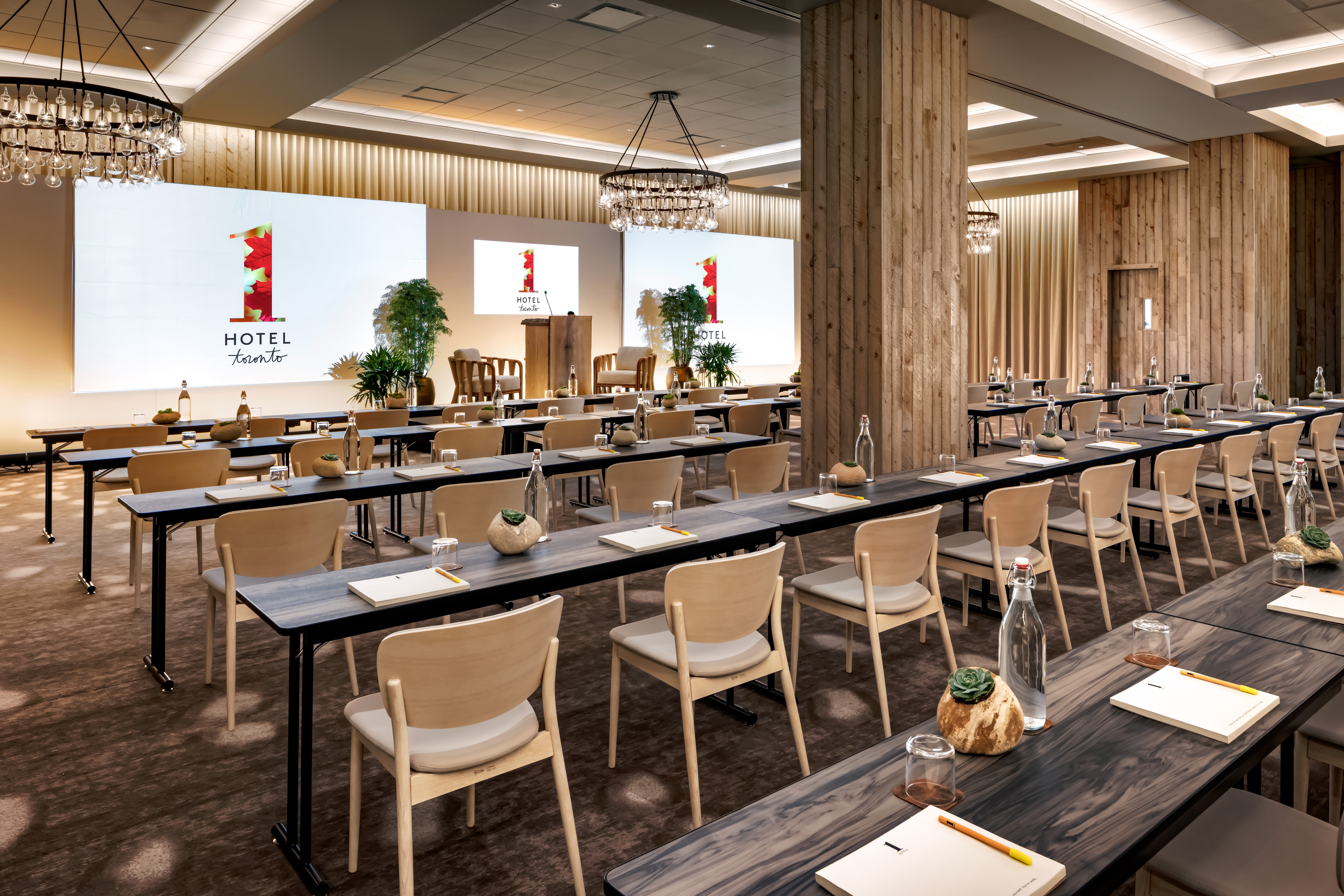Images 1 Hotel Toronto