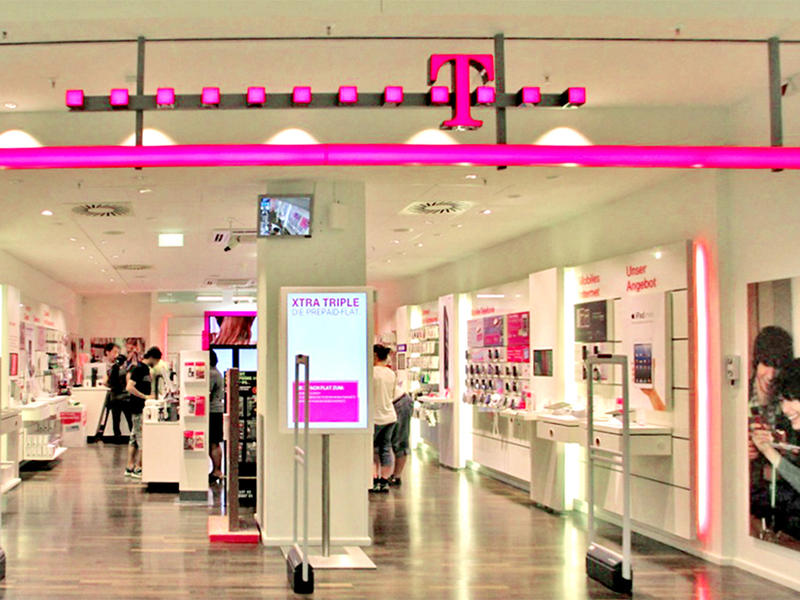 Telekom Shop, Willy-Brandt-Platz 1 in Augsburg